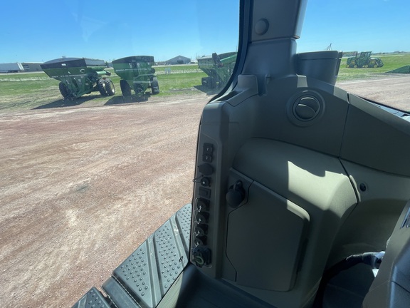 2025 John Deere 9RX 770 Tractor Rubber Track
