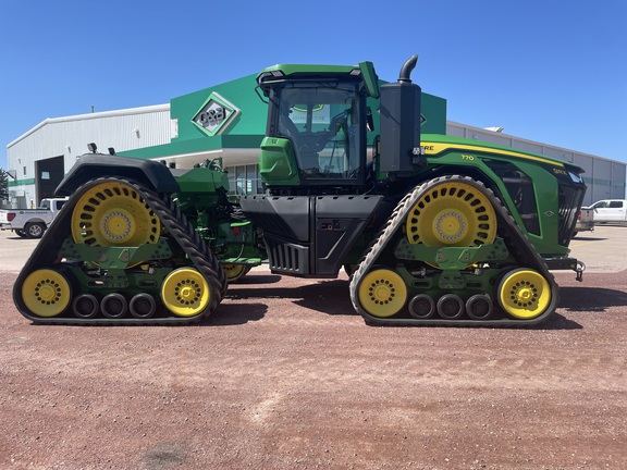 2025 John Deere 9RX 770 Tractor Rubber Track