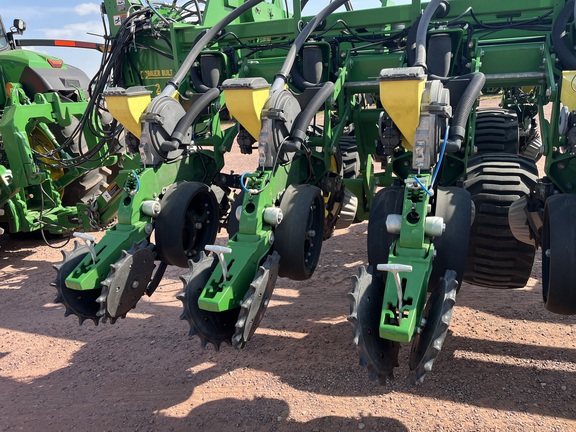 2012 John Deere DB88 Planter