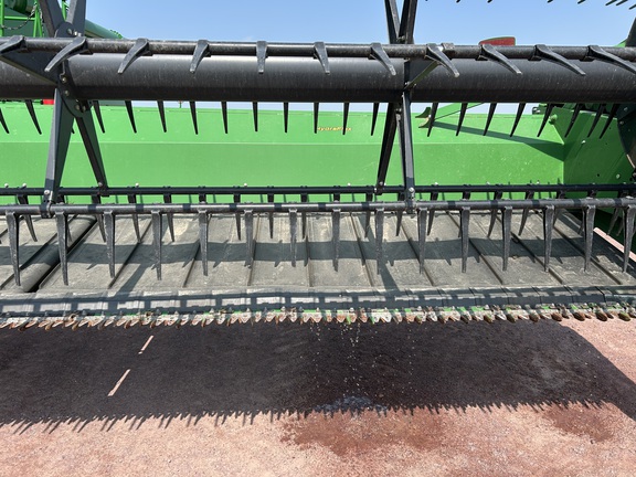 2018 John Deere 645FD Header Combine