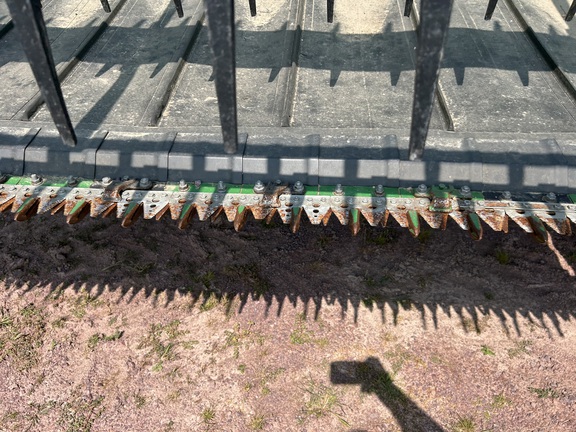 2018 John Deere 645FD Header Combine