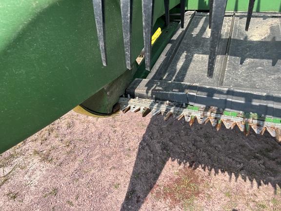 2018 John Deere 645FD Header Combine