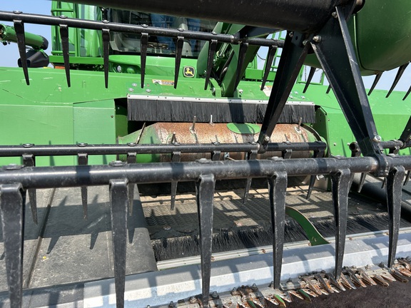 2018 John Deere 645FD Header Combine