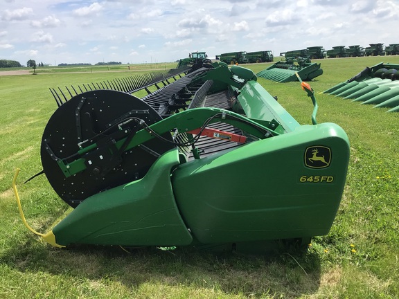 2018 John Deere 645FD Header Combine