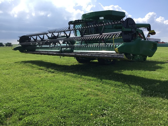 2023 John Deere RD40F Header Combine