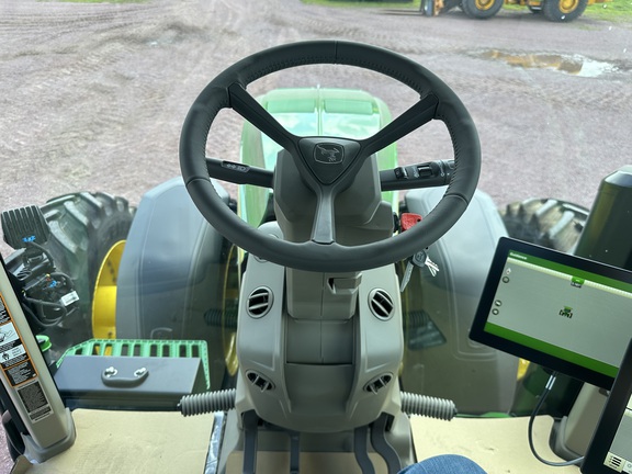 2025 John Deere 8R 370 Tractor