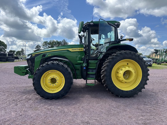 2025 John Deere 8R 370 Tractor