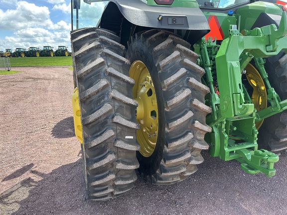 2025 John Deere 8R 370 Tractor