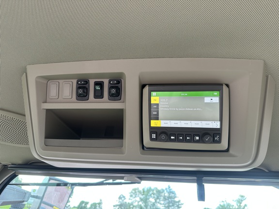 2025 John Deere 8R 370 Tractor