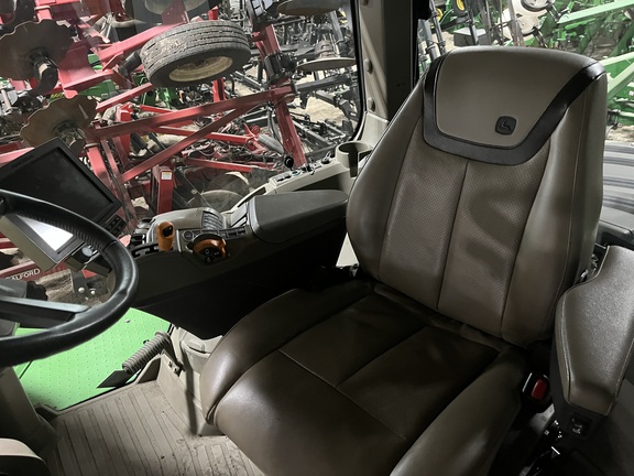 2023 John Deere 9RX 640 Tractor Rubber Track