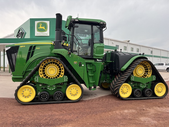 2023 John Deere 9RX 640 Tractor Rubber Track