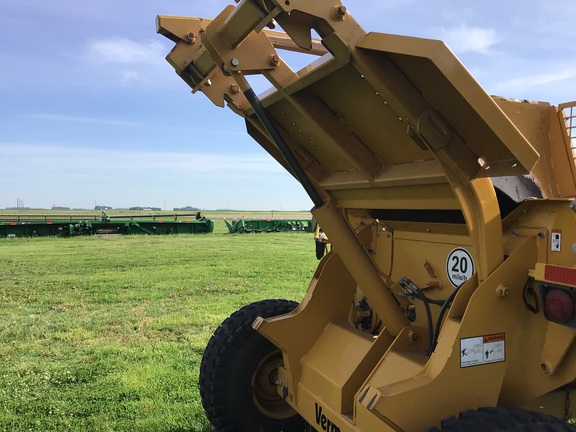 2021 Vermeer BPX9010 Bale Processor
