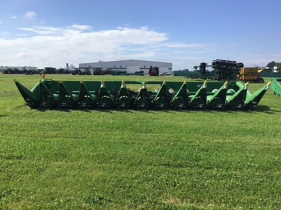 2009 John Deere 612C StalkMaster Header Corn Head