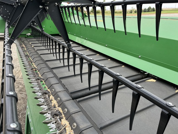 2021 John Deere RD45F Header Combine