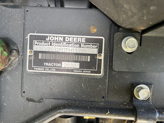 2015 John Deere 2032R Tractor Compact