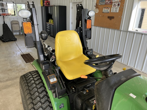 2015 John Deere 2032R Tractor Compact