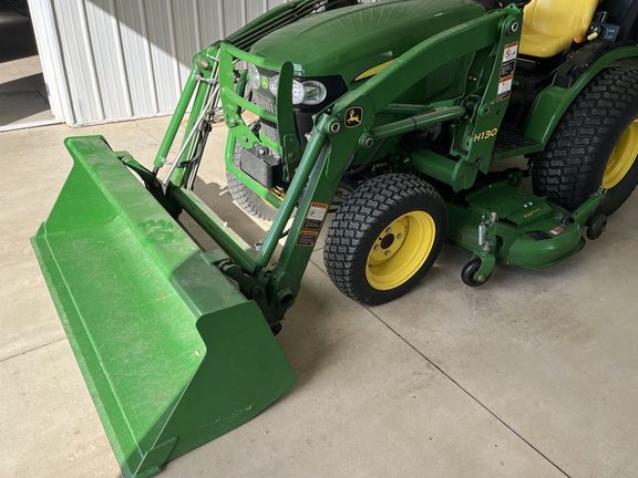 2015 John Deere 2032R Tractor Compact