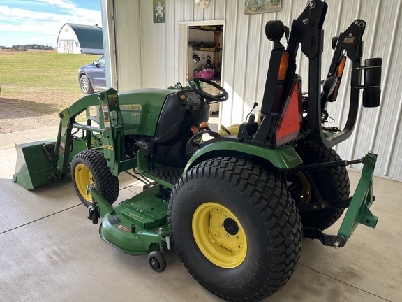 2015 John Deere 2032R Tractor Compact