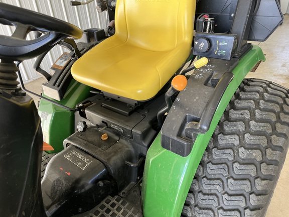 2015 John Deere 2032R Tractor Compact