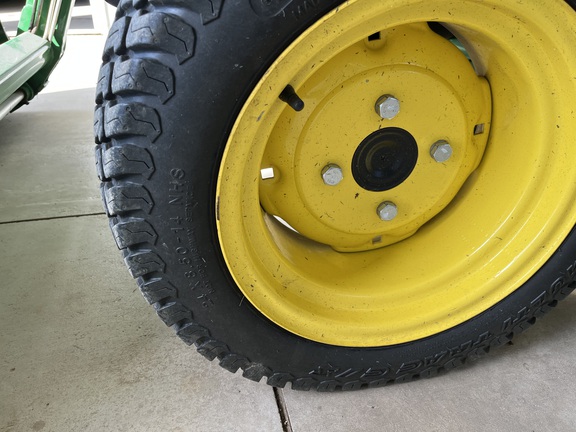 2015 John Deere 2032R Tractor Compact