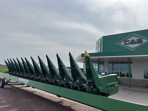 2022 John Deere C12F StalkMaster Header Corn Head