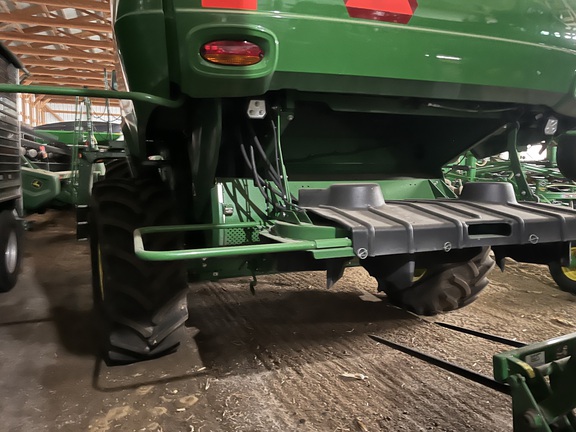 2023 John Deere S760 Combine