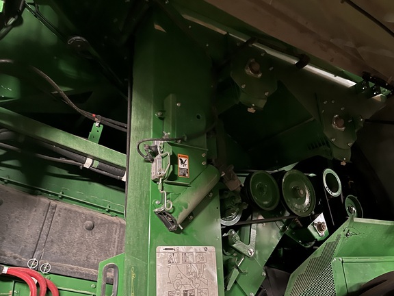 2023 John Deere S760 Combine