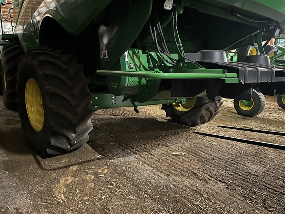 2023 John Deere S760 Combine