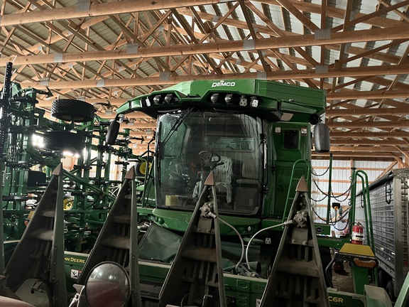 2023 John Deere S760 Combine