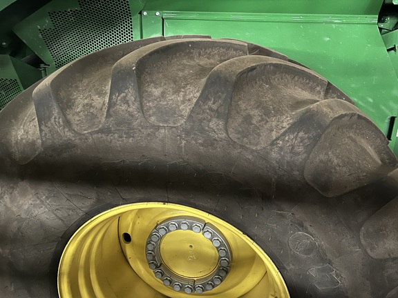 2023 John Deere S760 Combine