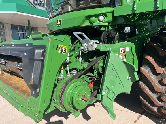 2023 John Deere S760 Combine