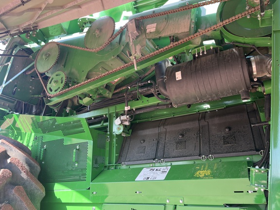 2023 John Deere S760 Combine