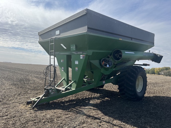 Brent 1080 Grain Cart