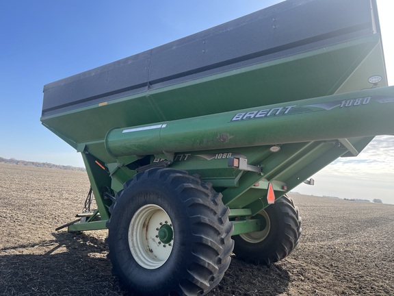 Brent 1080 Grain Cart