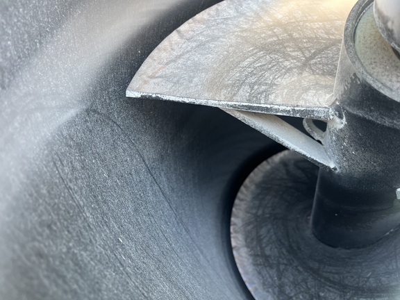 Brent 1080 Grain Cart