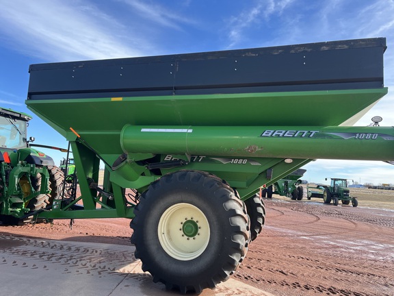 Brent 1080 Grain Cart
