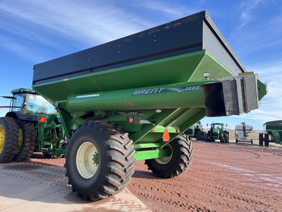 Brent 1080 Grain Cart