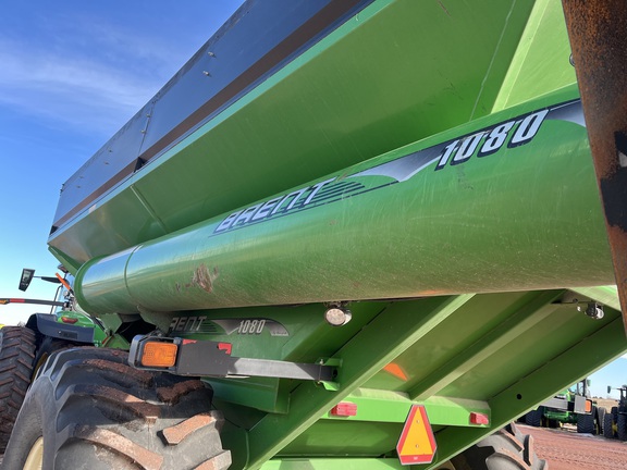 Brent 1080 Grain Cart