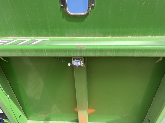 Brent 1080 Grain Cart