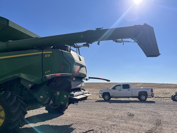 2022 John Deere X9 1000 Combine