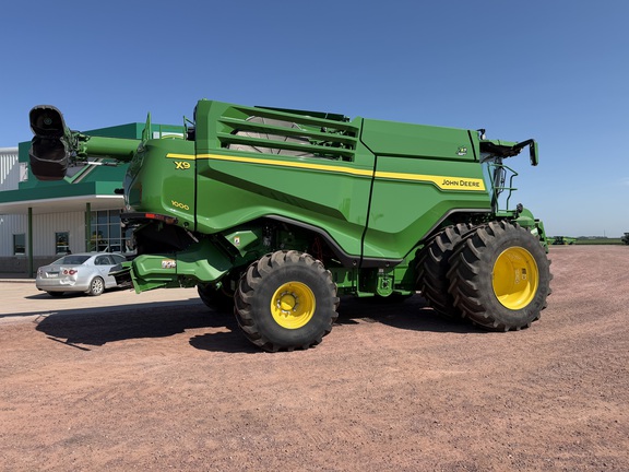 2022 John Deere X9 1000 Combine