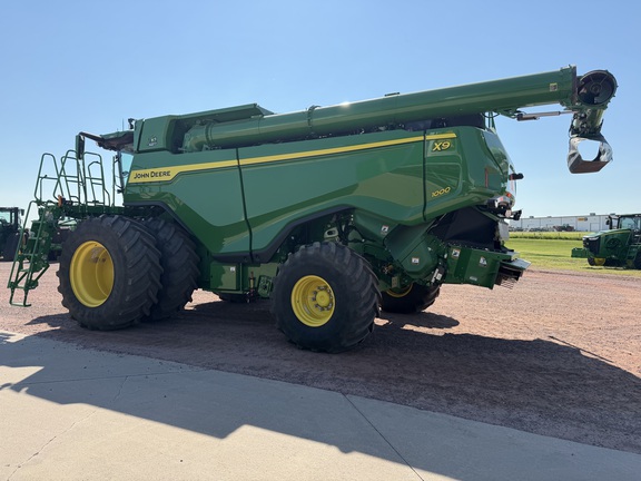 2022 John Deere X9 1000 Combine