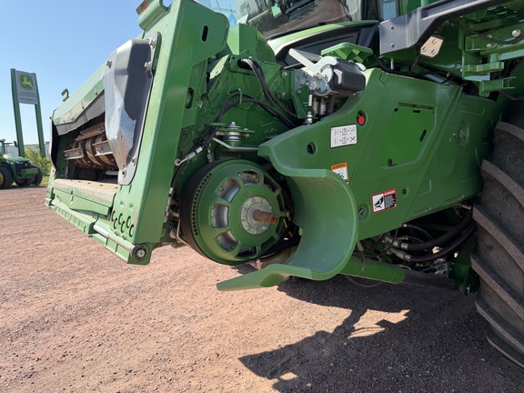 2022 John Deere X9 1000 Combine