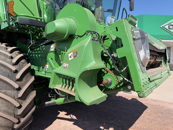 2022 John Deere X9 1000 Combine