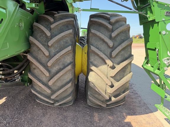 2022 John Deere X9 1000 Combine