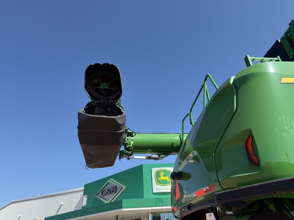 2022 John Deere X9 1000 Combine