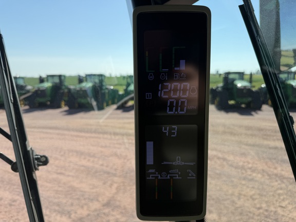 2022 John Deere X9 1000 Combine