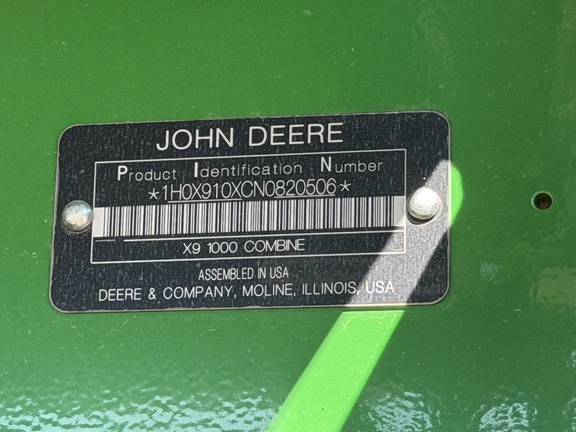 2022 John Deere X9 1000 Combine