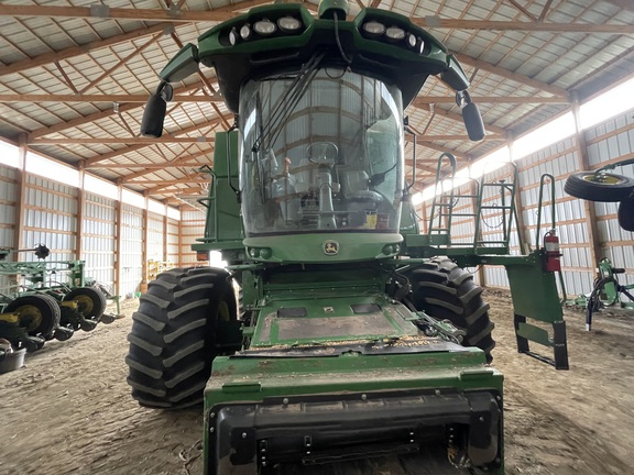 2021 John Deere S760 Combine