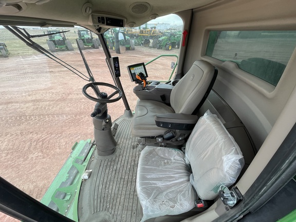 2021 John Deere S760 Combine